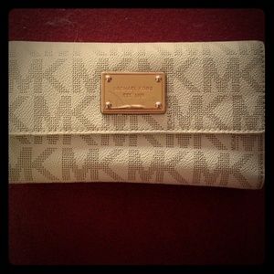 MK wallet